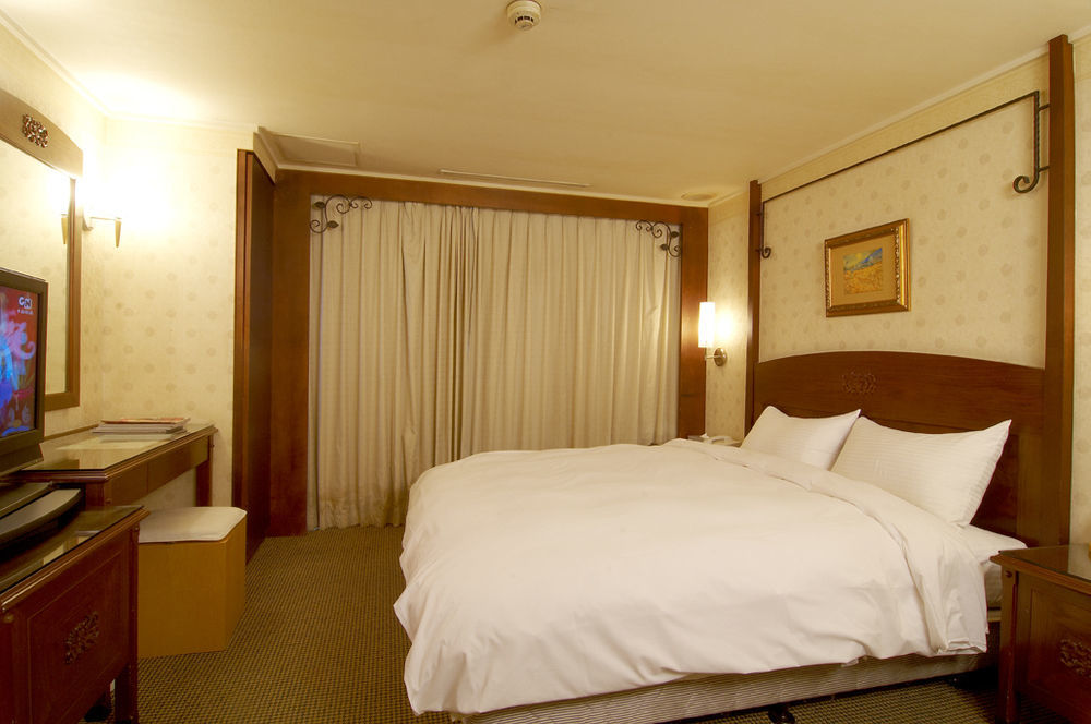 Golden Garden Hotel Taipeh Exterior foto